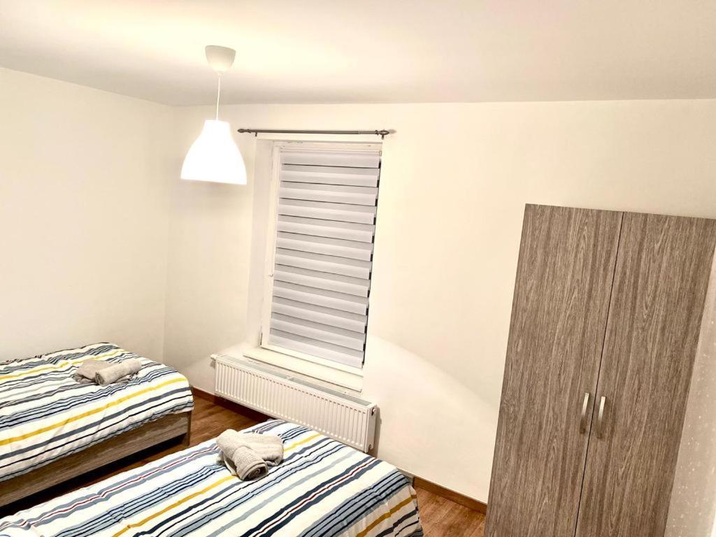 Maison Proche Du Centre Ville De La Gare L Aeroport De Charleroi Ngoại thất bức ảnh